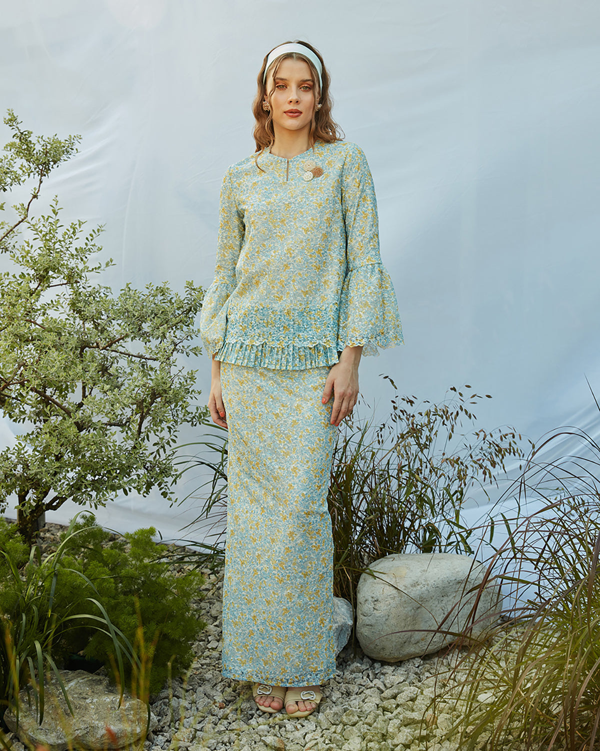 INNAI-RED-RAYA-RTW-2024-GOLDENHOUR