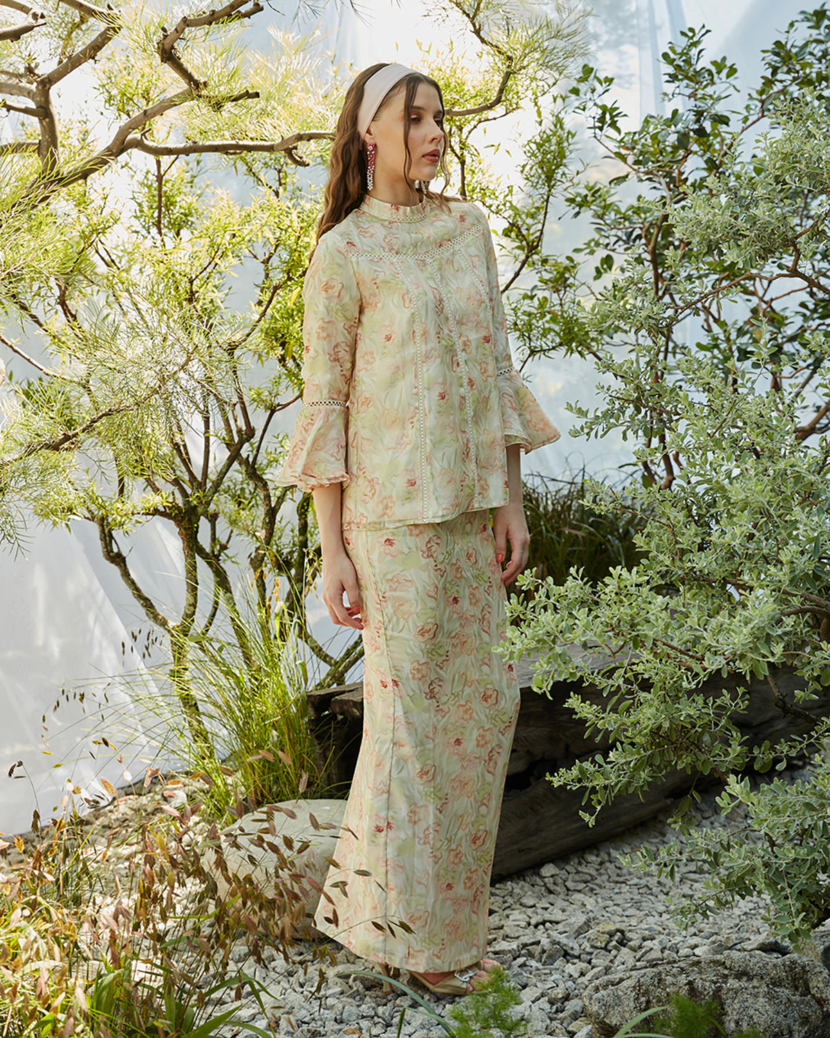 INNAI-RED-RAYA-RTW-2024-GOLDENHOUR