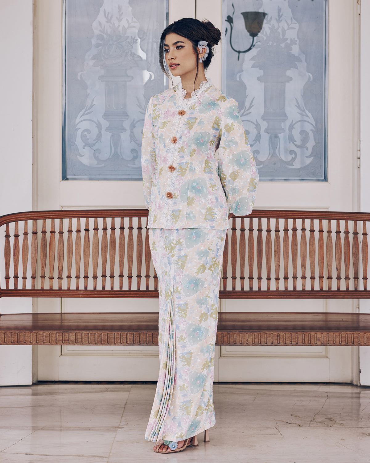 INNAI-RED-RAYA-RTW-2025-REMINISCENCE