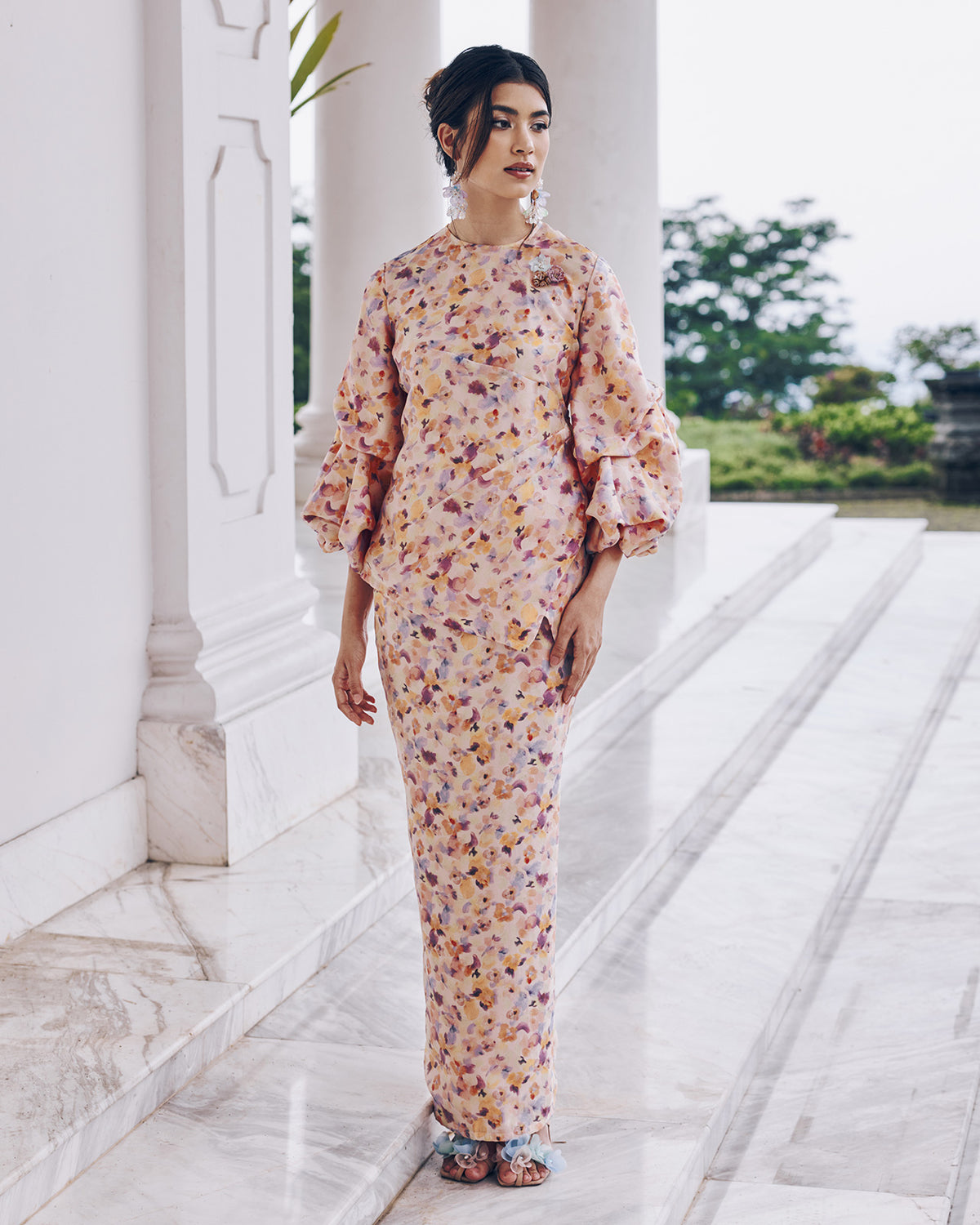 INNAI-RED-RAYA-RTW-2025-REMINISCENCE