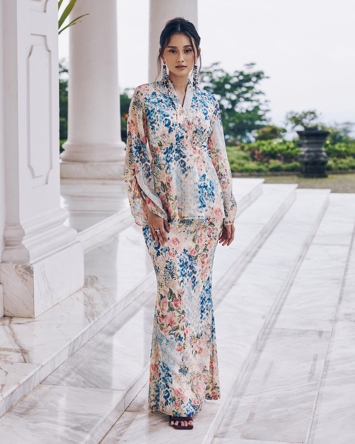 INNAI-RED-RAYA-RTW-2025-REMINISCENCE