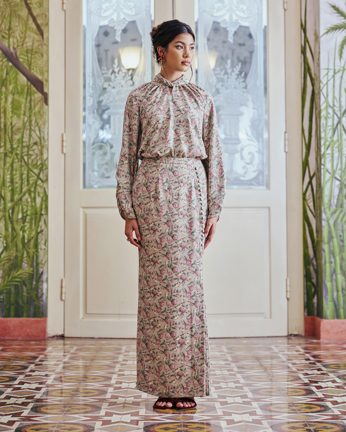 INNAI-RED-RAYA-RTW-2025-REMINISCENCE
