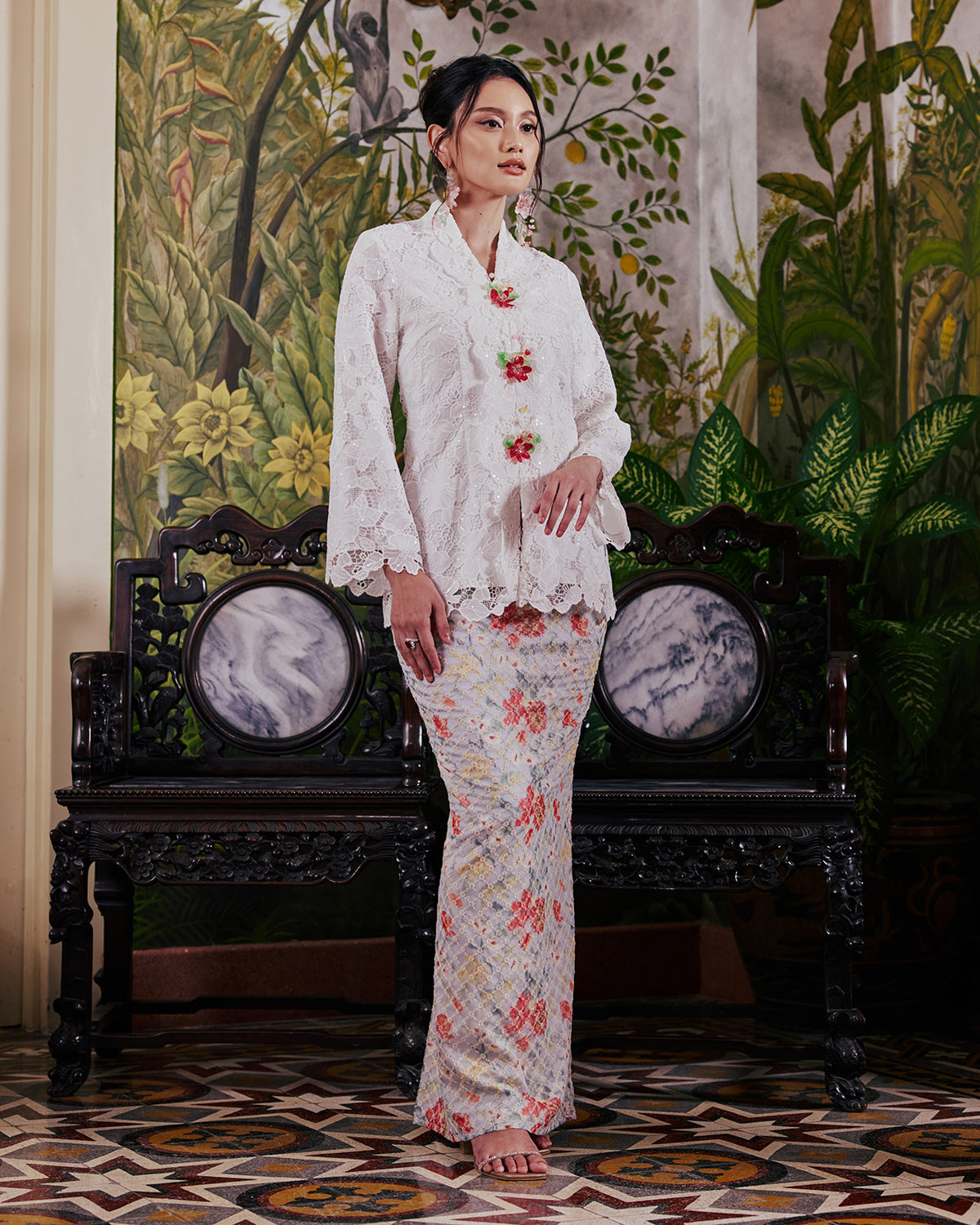 INNAI-RED-RAYA-RTW-2025-REMINISCENCE