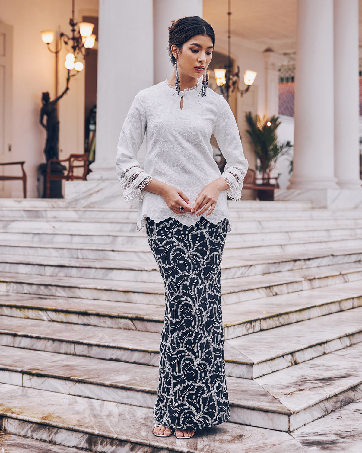 INNAI-RED-RAYA-RTW-2025-REMINISCENCE