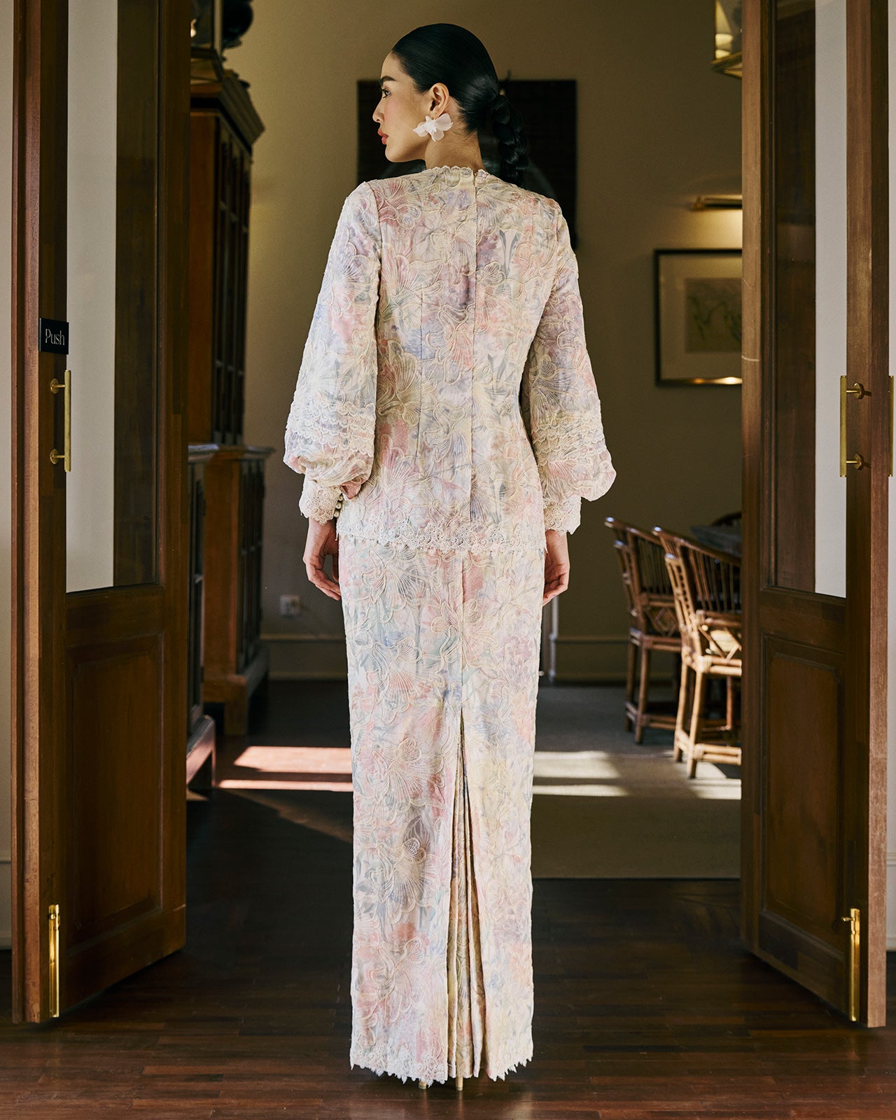 INNAI-CO-RAYA-RTW-2026-EVERGLOW-KAIA-PINK