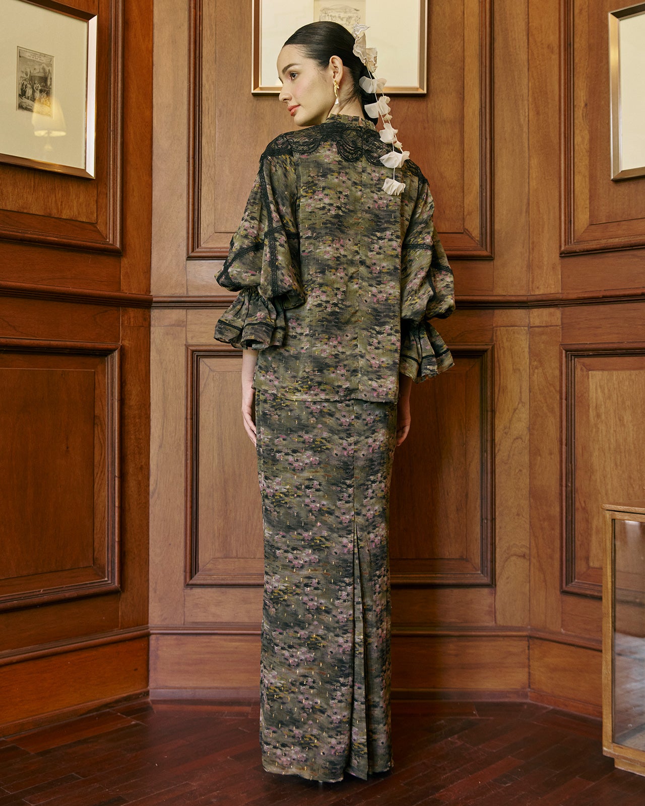 INNAI-CO-RAYA-RTW-2026-EVERGLOW-SIENNA-MOSS-GREEN