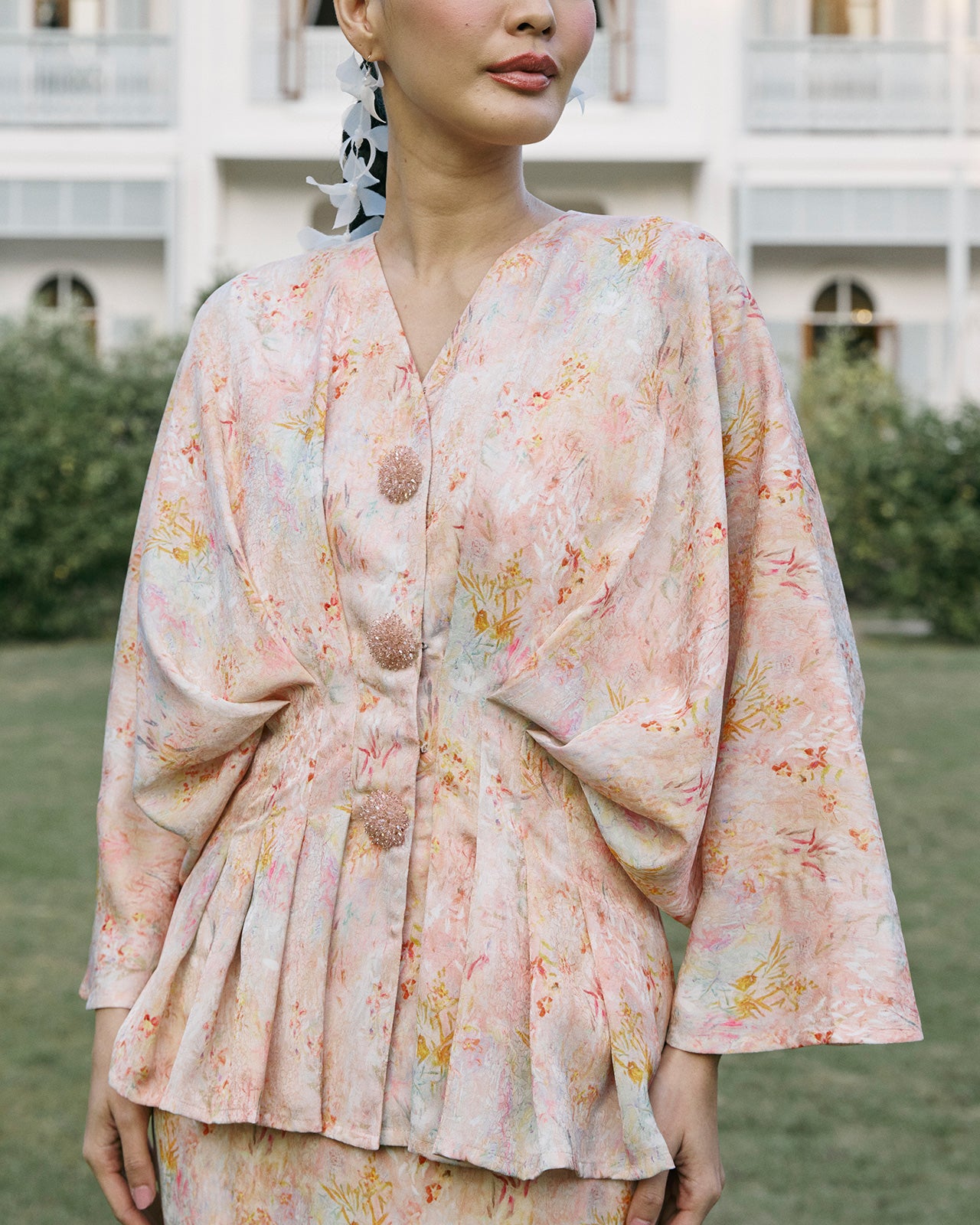 INNAI-CO-RAYA-RTW-2026-EVERGLOW-SURI