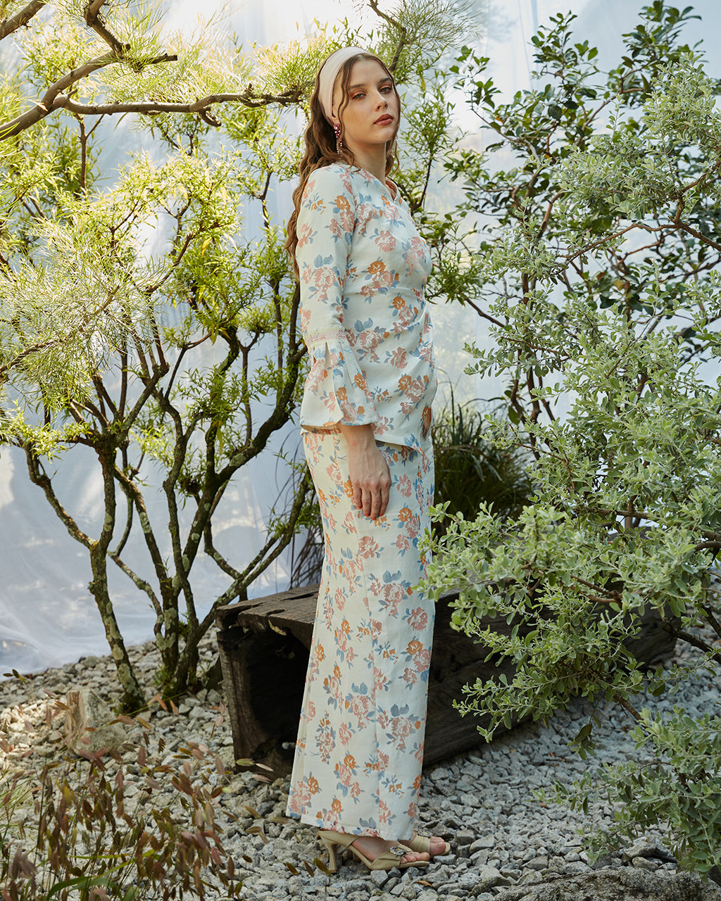 INNAIRED-RAYA2024-RTW-GOLDENHOUR-KARINA