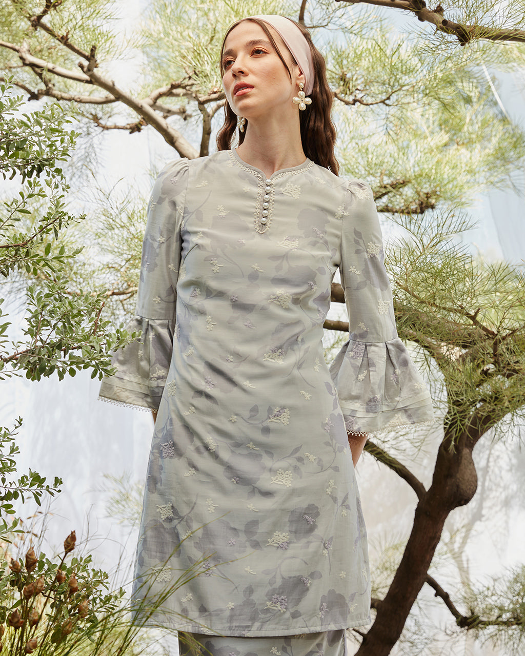 INNAIRED-RAYA2024-RTW-GOLDENHOUR-HANI