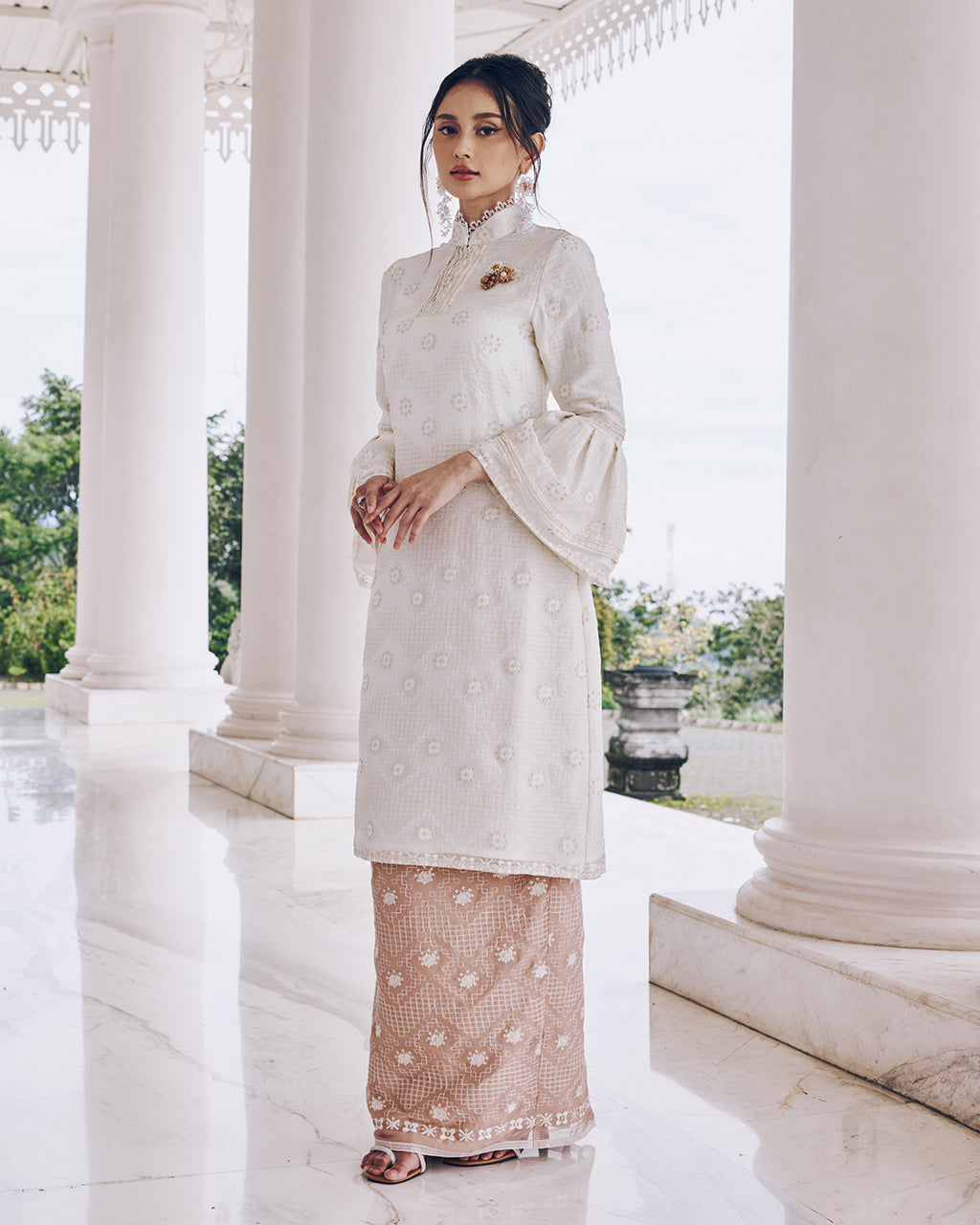 INNAI-RED-RAYA2025-RTW-REMINISCENCE-NADIRA