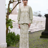 INNAI-RED-REMINISCENE-RAYA-2025-RTW-TANIA