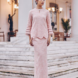 INNAI-RED-RAYA2025-RTW-REMINISCENCE-NADYA