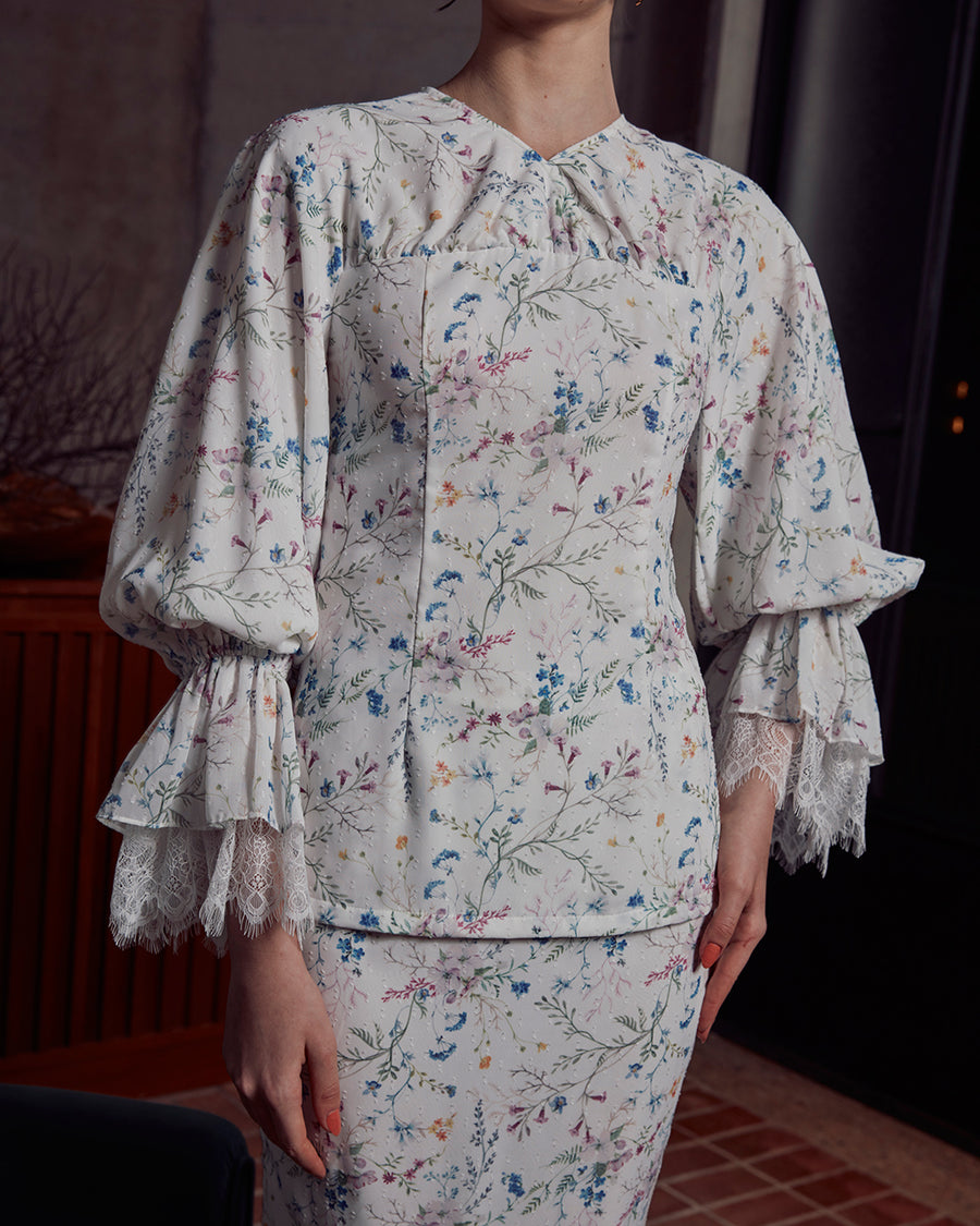 INNAI RED-RAYA-RTW-2023-COSMOPOLITAN-INES