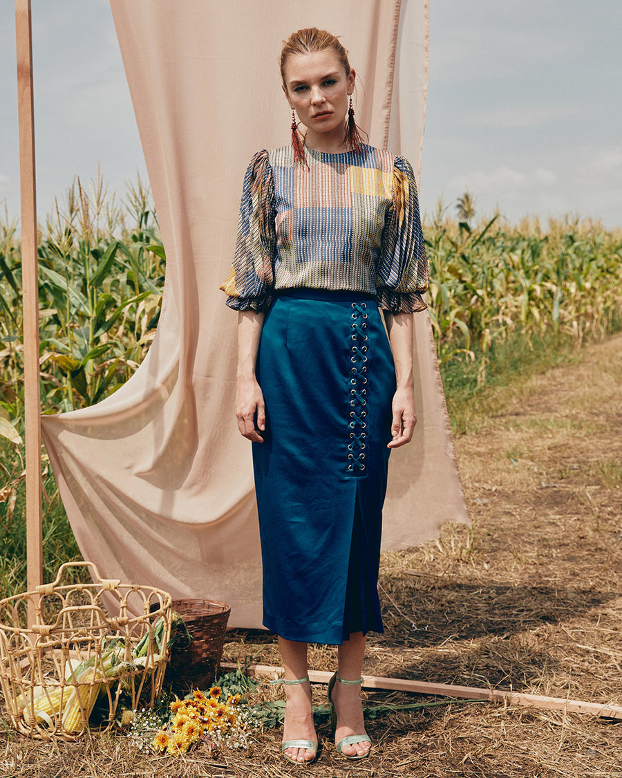 IRWF/20/19 - GEOMETRIC PRINT TOP WITH SUNRAY PLEATED BILLOW SLEEVES