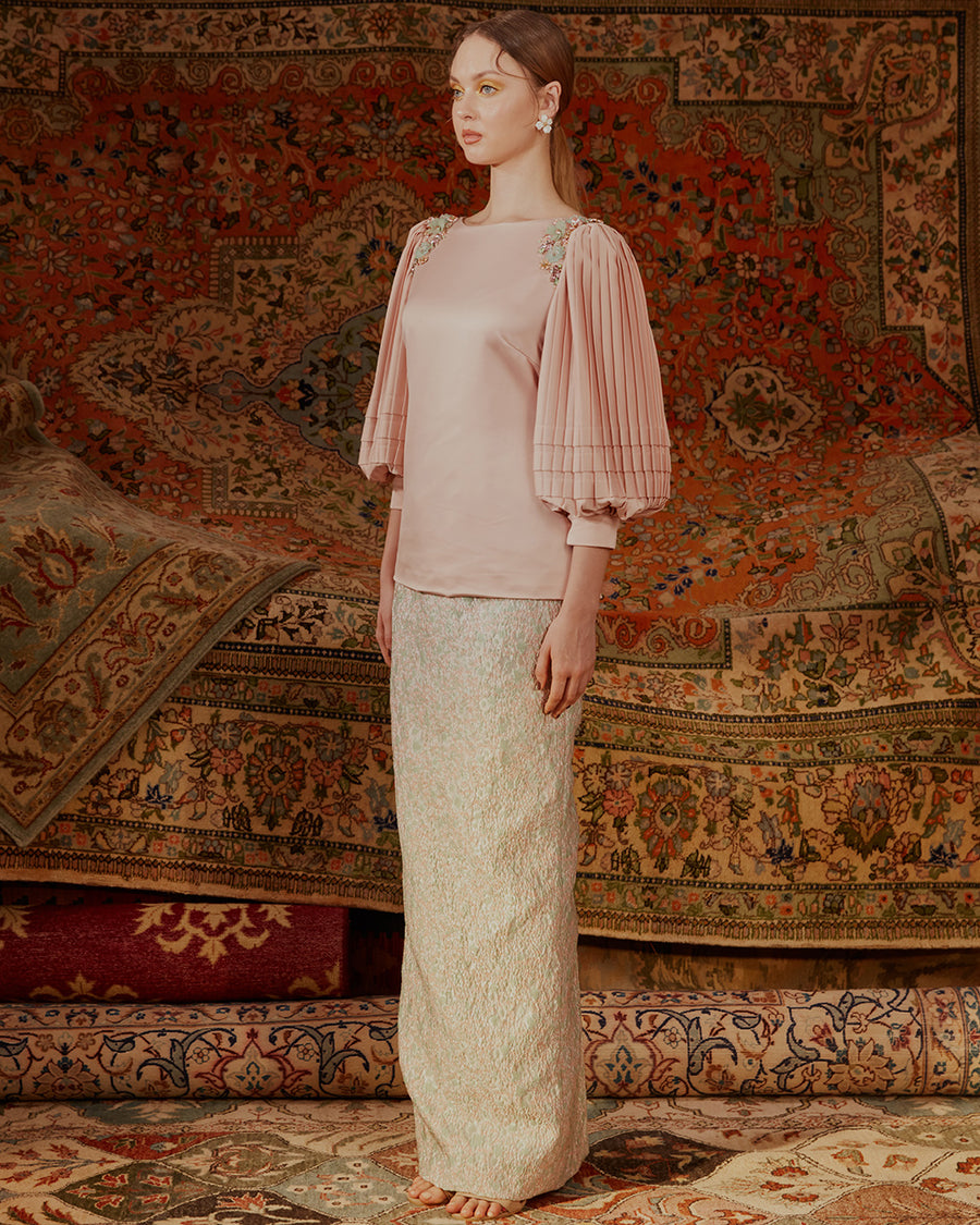 ZAHRA - MODERN KURUNG WITH PLEATED SLEEVES AND FOLDS WITH BROCADE SKIRT